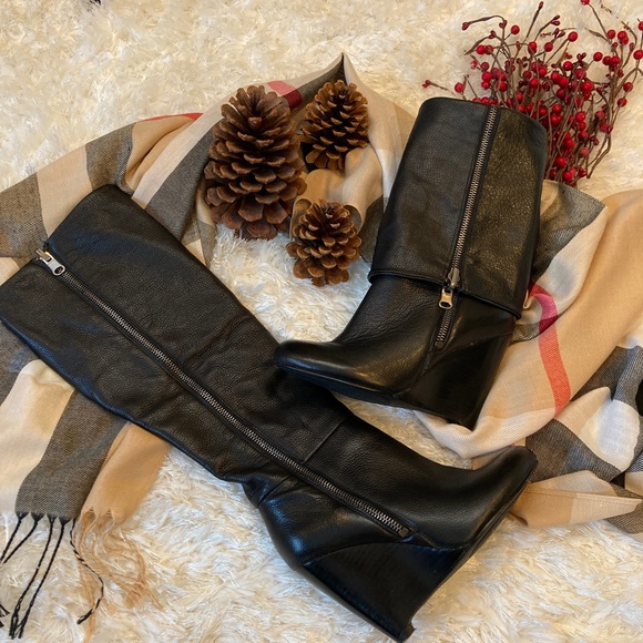 ROSEGOLD Shoes - 🖤 ROSEGOLD  2 ways BOOTS